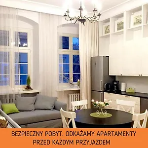 apartament-malarska-street-old-town.hotelswroclaw.com/